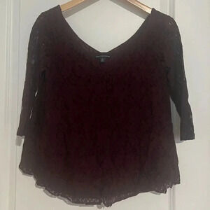 American Eagle lace top size S